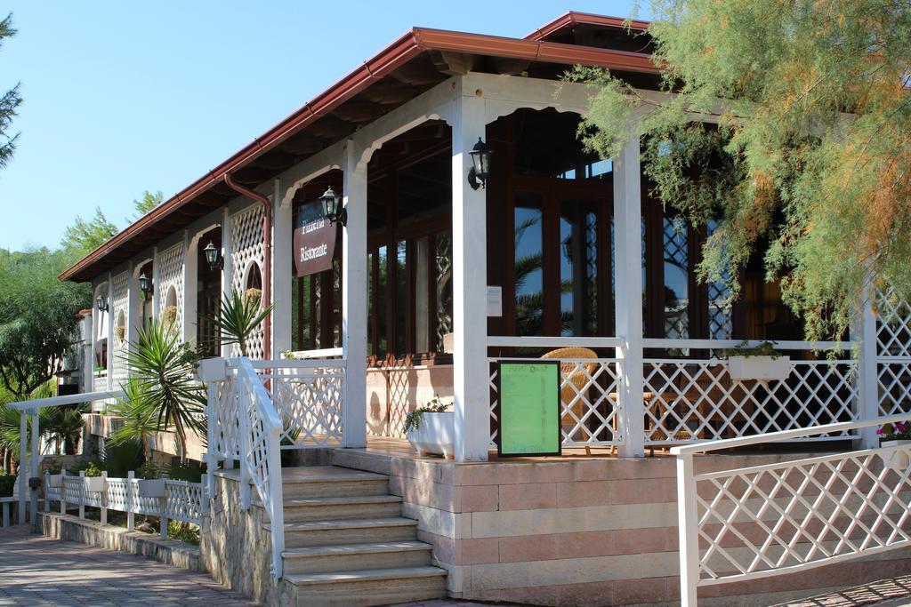 Villaggio Camping Oasi 비에스테 외부 사진